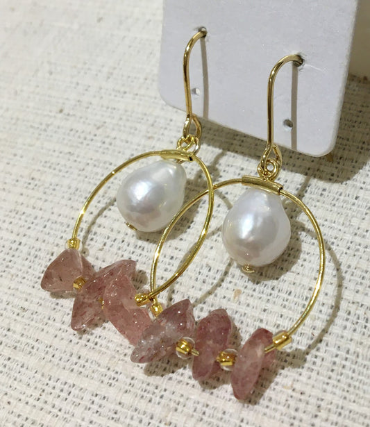 ストロベリークオーツと淡水パールのピアス【商品番号228】
