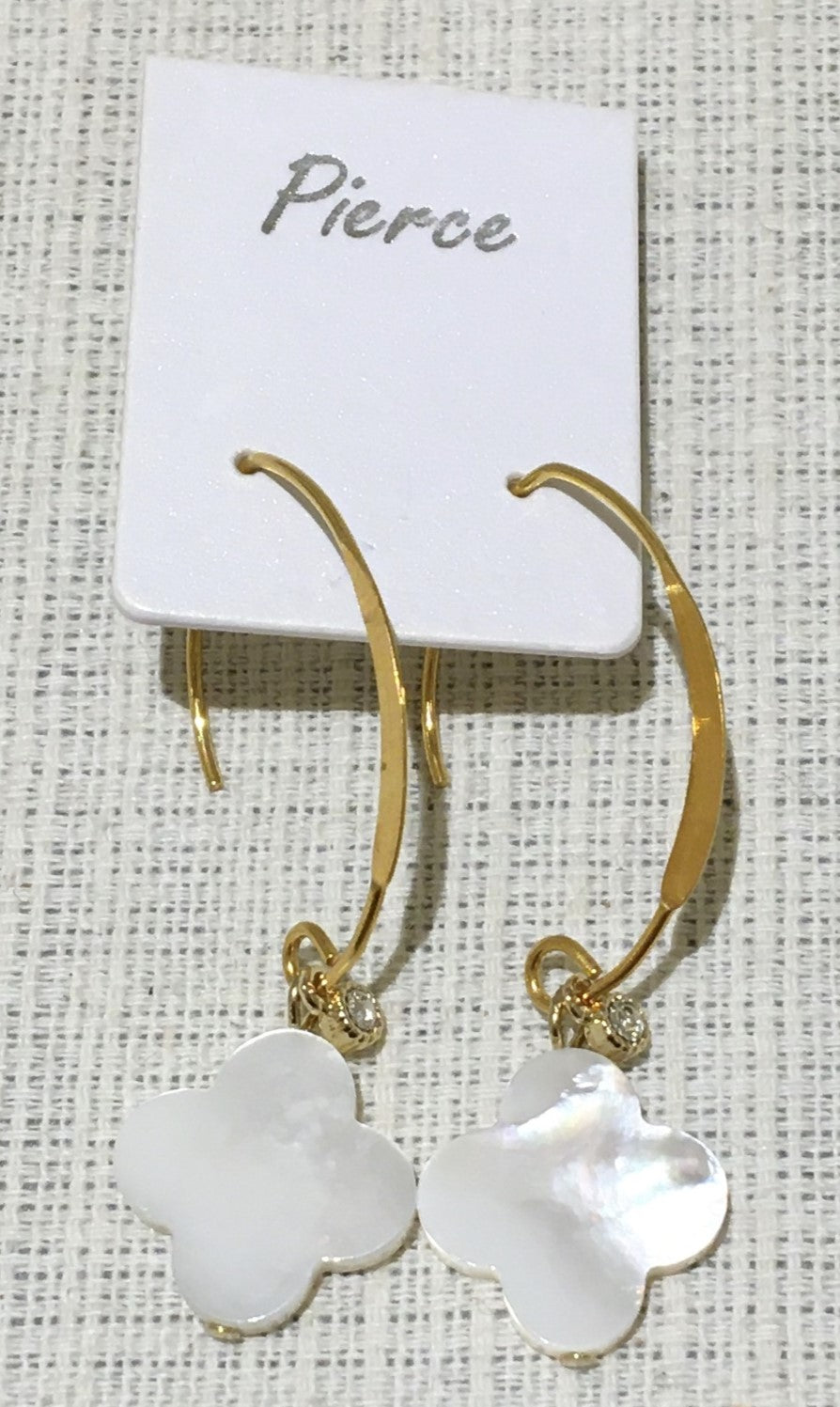 白蝶貝ピアス【商品番号155】