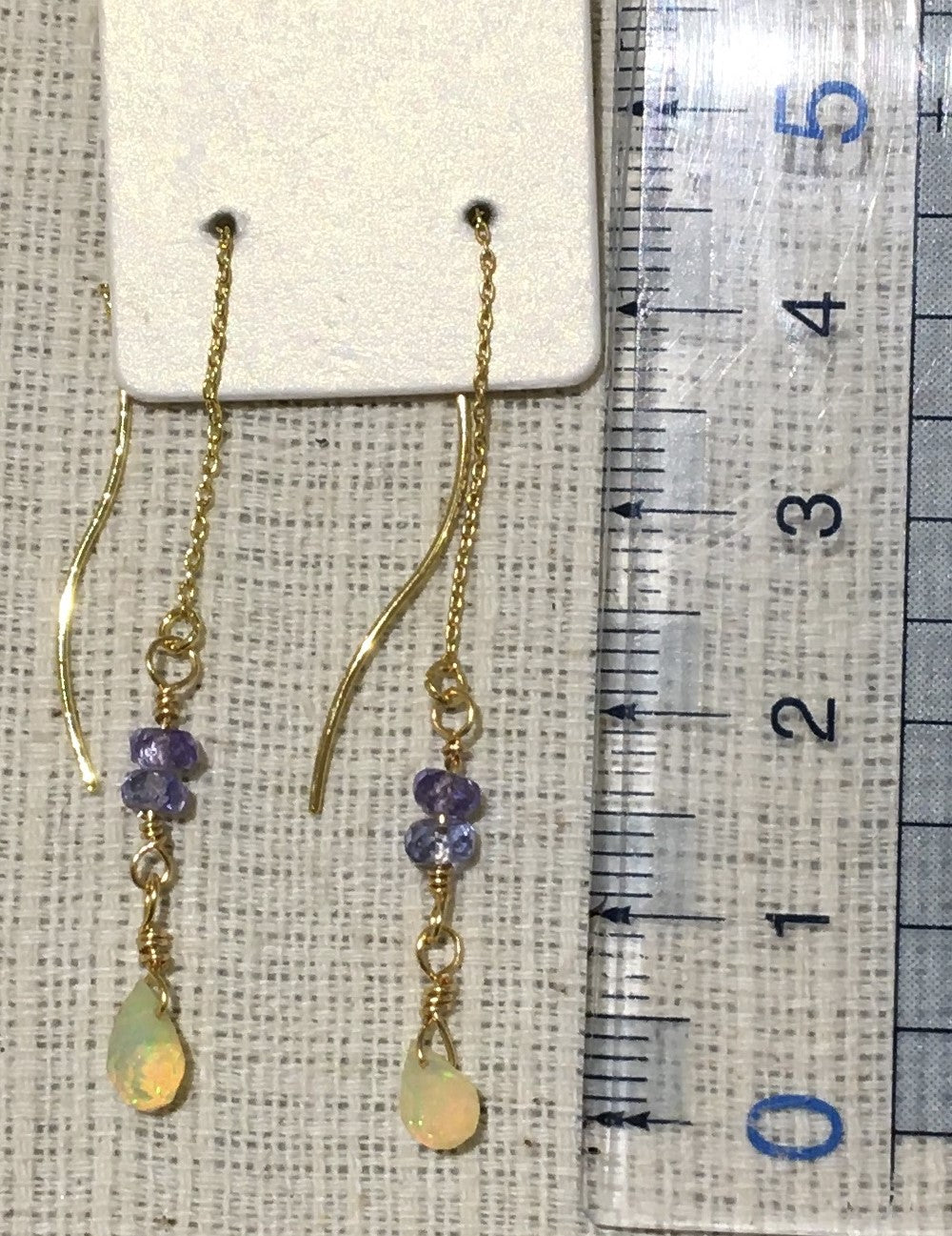 オパールとタンザナイトのピアス【商品番号243】