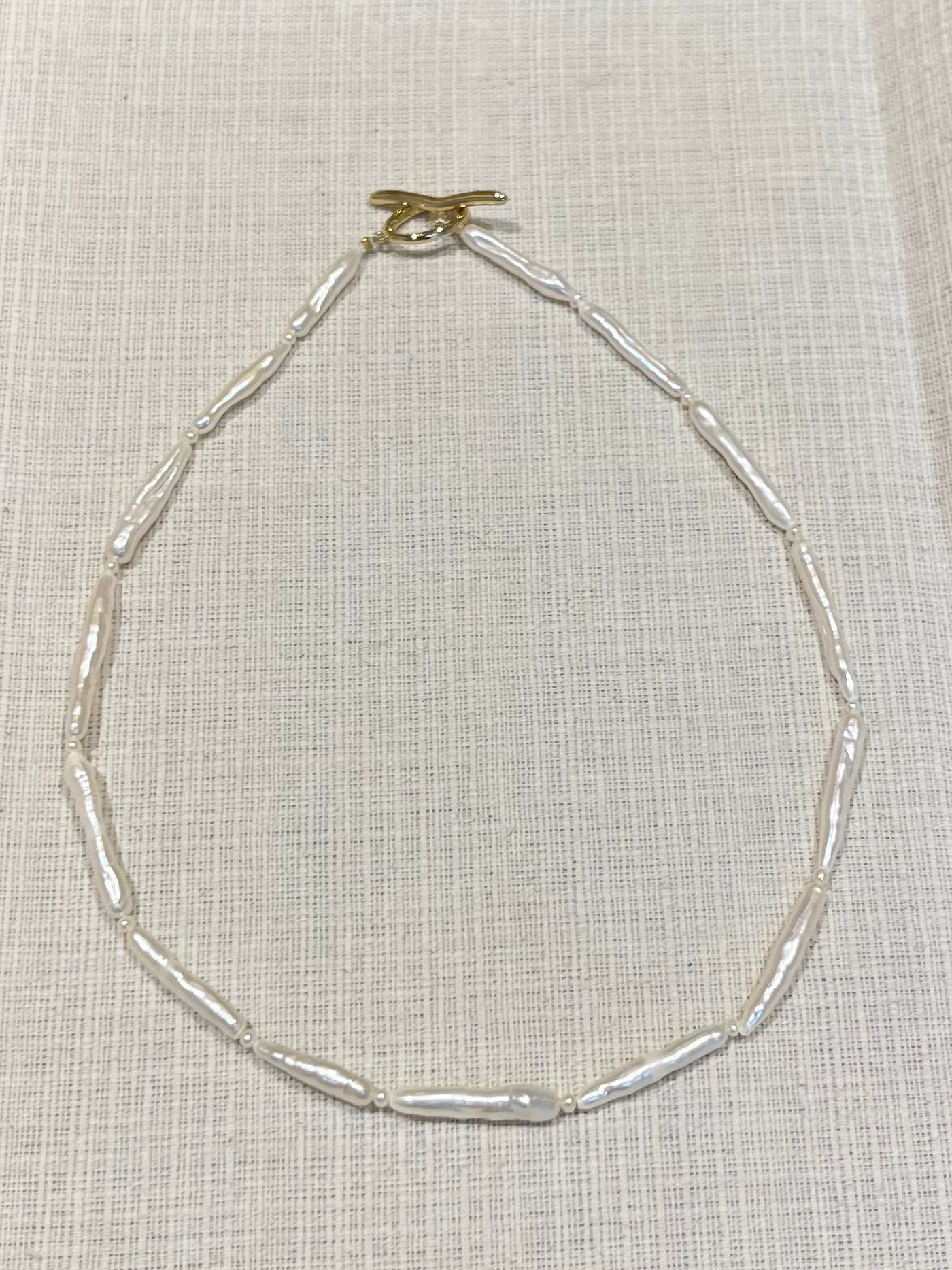 スティックパールネックレス(間に小粒パール3mm)商品番号【103】