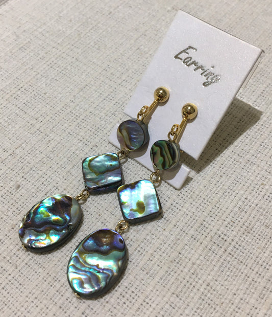 アワビ貝イヤリング【商品番号198】