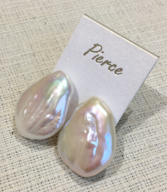 淡水パールピアス【商品番号143】