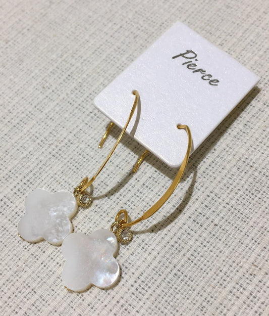 白蝶貝ピアス【商品番号155】