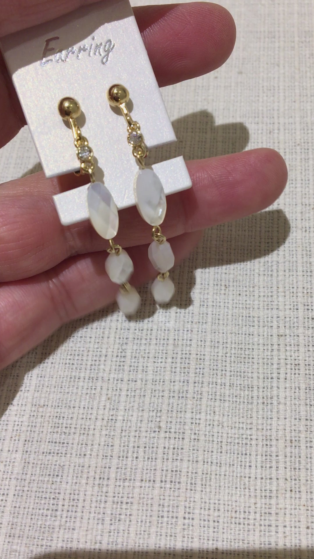 美品 アクセサリー オヌキ イヤリング 白蝶真珠 京王百貨店 2006年購入 K18 ゴールド 葛D0513-2 WALNUT K18白蝶真珠バロック大きさ14㎜イヤリングG4752